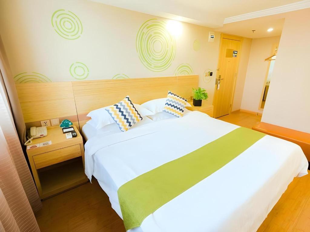 Greentree Inn Shanghai Guangxin Road Tongji Hospital Express Hotel Bagian luar foto