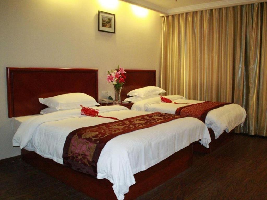 Greentree Inn Shanghai Guangxin Road Tongji Hospital Express Hotel Bagian luar foto