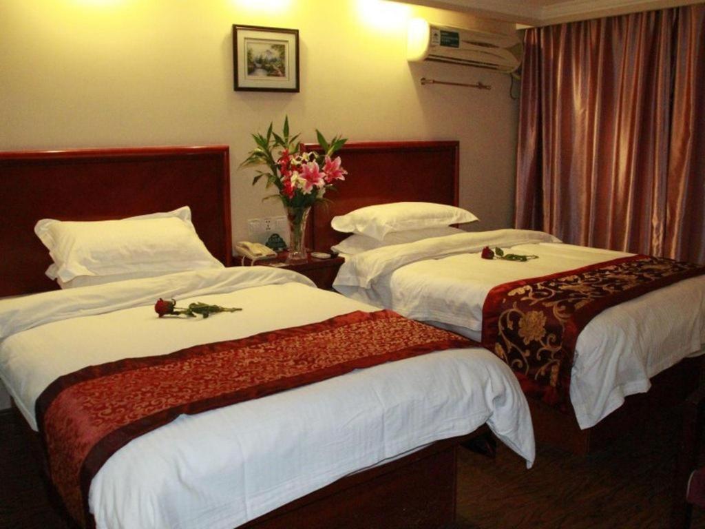 Greentree Inn Shanghai Guangxin Road Tongji Hospital Express Hotel Bagian luar foto